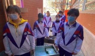 天津学校配餐事件