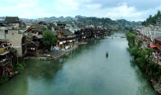 小城故事多开播