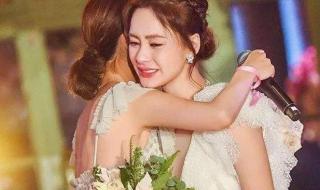 阿娇和阿SA现身酒吧