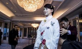 上海机器人女友佳佳 上海机器人女友佳佳